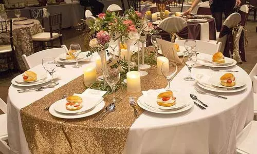 چیدمان میز شام عروسی _ تشریفات مجالس ثمین