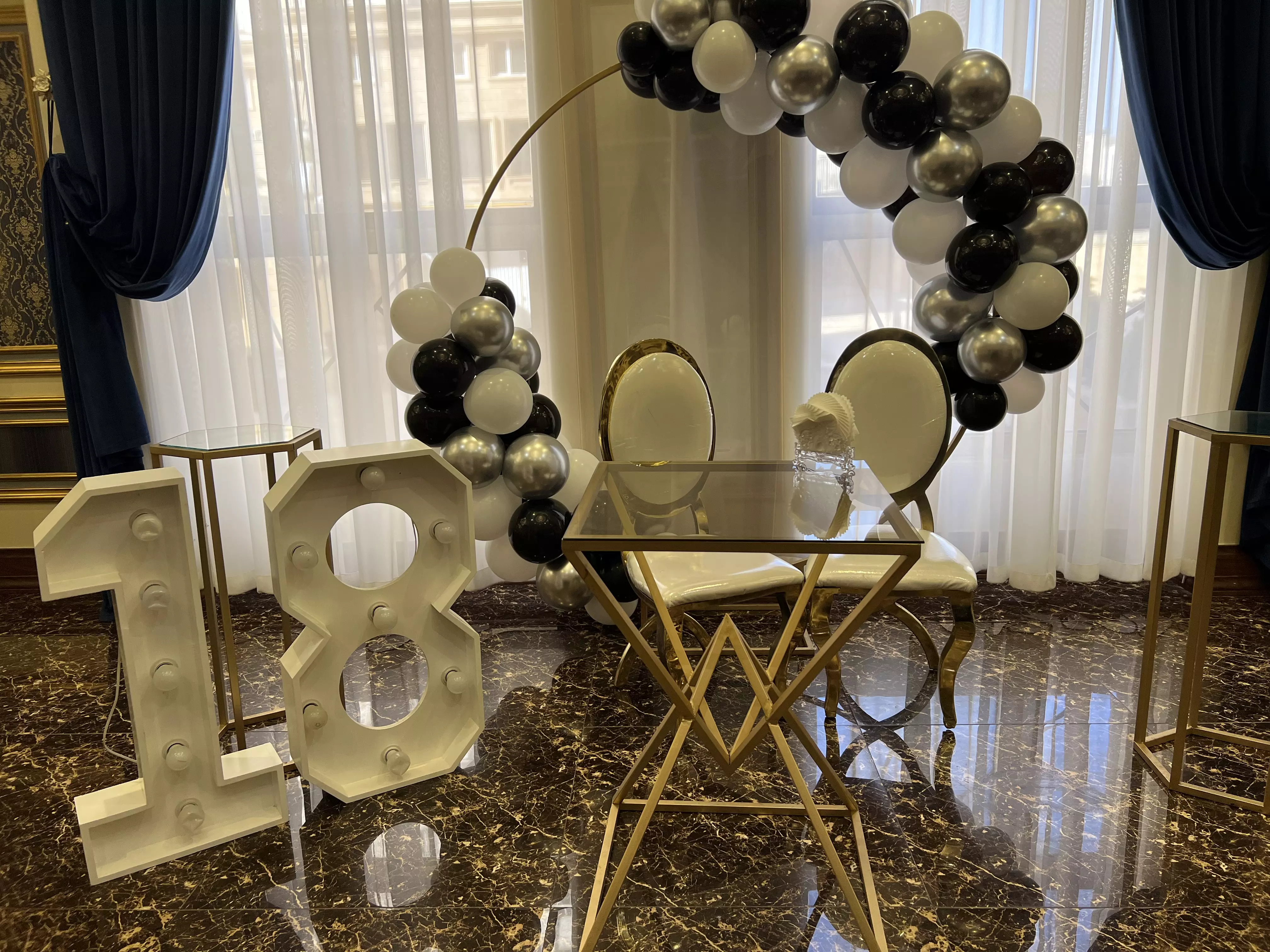 عکس های گالری