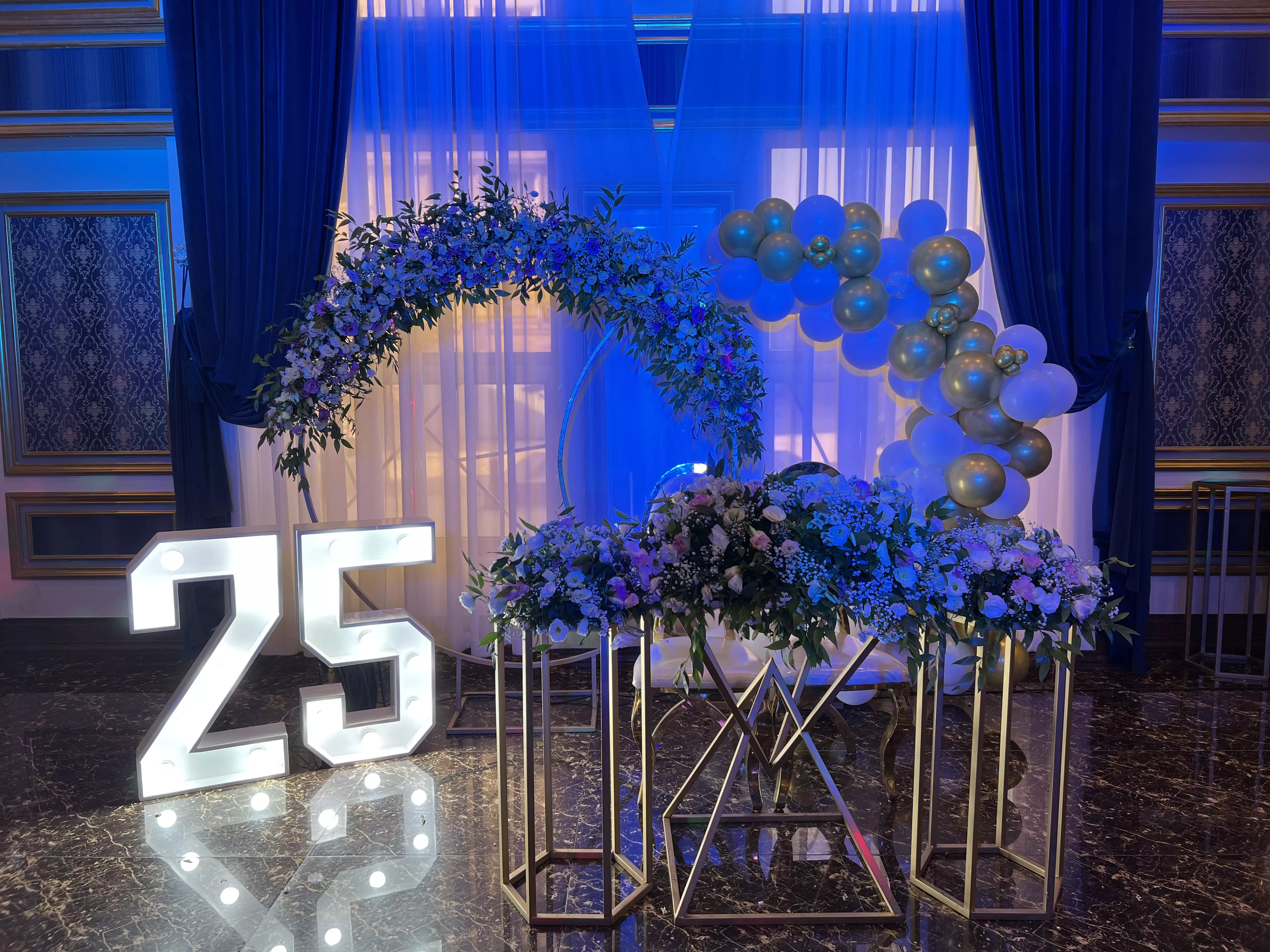 عکس های گالری