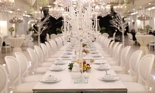 چیدمان میز شام عروسی _ تشریفات ثمین