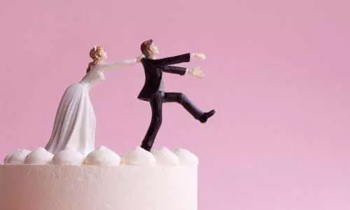 تزیین کیک عروسی _ تشریفات ثمین