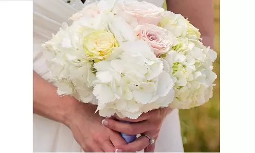 بهترین دسته گل عروس سال 2019