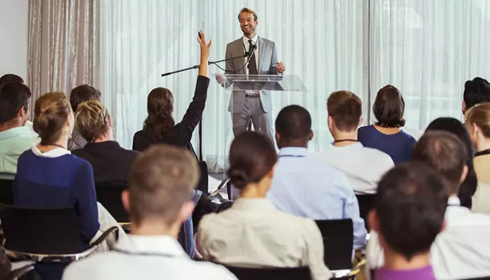 سمینار چیست