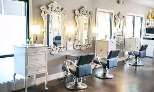 ویژگی های آرایشگاه خوب برای عروسی _ تشریفات ثمین