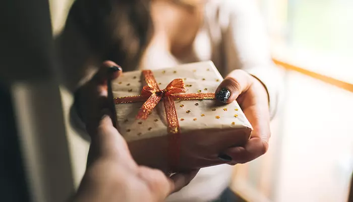 عیدی برای عروس چی میبرن