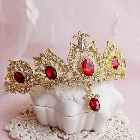 تاج عروسی زیبا با سنگ قرمز _ تشریفات ثمین
